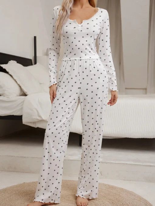 Conjunto de Pijamas de Outono com Estampa de Laço Bonitinho