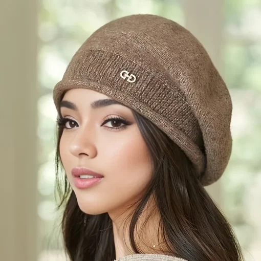 Gorro de lã macio com bolso