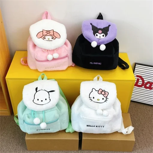 Mochila fofa da Kuromi, Melody, da Sanrio, vira bicho de pelúcia