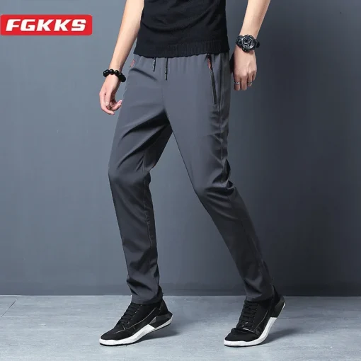 Calça Masculina Casual FGKKS 2024