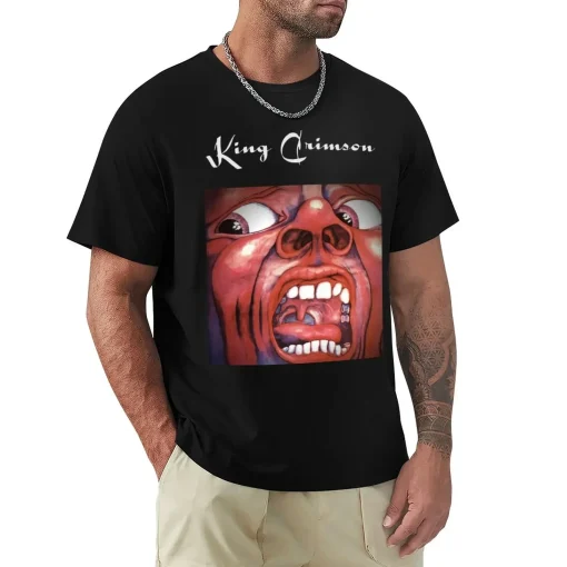 Camiseta do Rei Carmesim (King Crimson) personalizada na corte