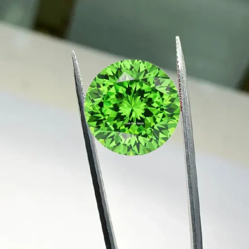 Esmeralda Verde Tsavorita Brilhante 11mm 5.0 Cts