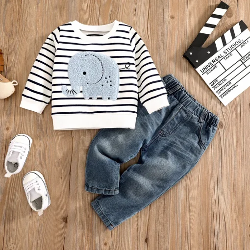 Kit de calças jeans e parte de cima estampada infantil