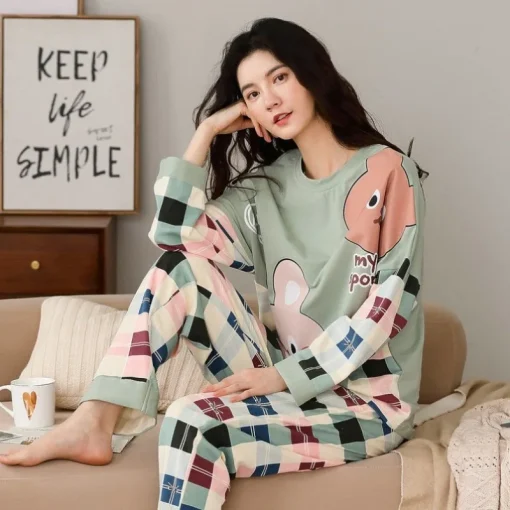 Pijama com estampa de desenho animado feminino inverno