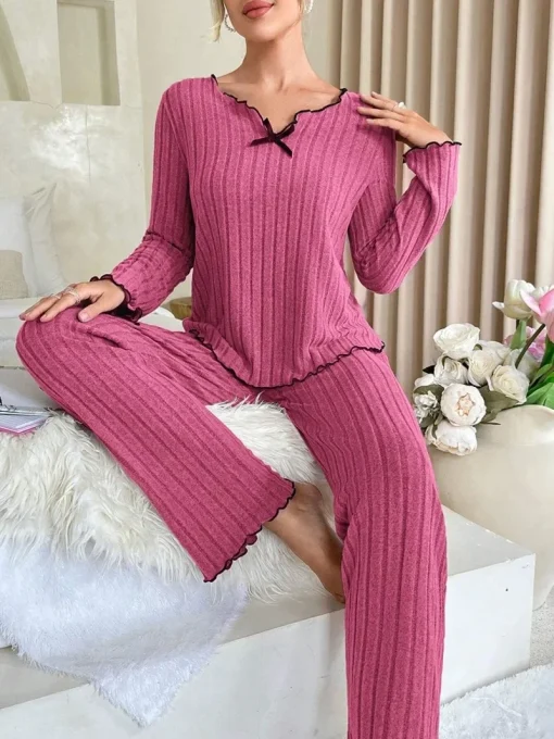 Pijama feminino de inverno e outono de malha listrada