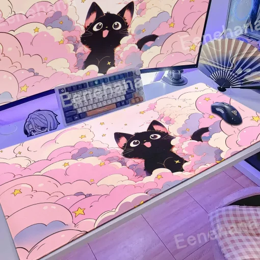 Tapete de mouse Gato preto nas nuvens Kawaii